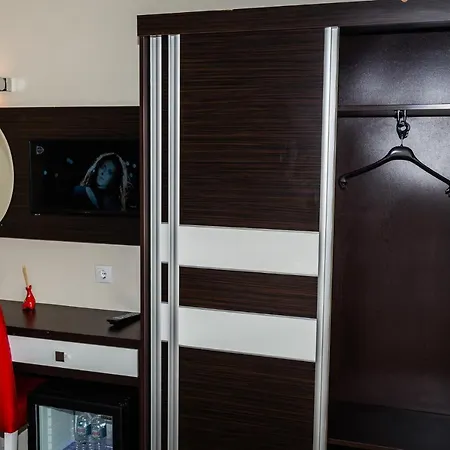 Hotel Eleven Çeşme