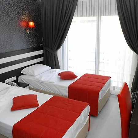 Eleven Hotel 3*