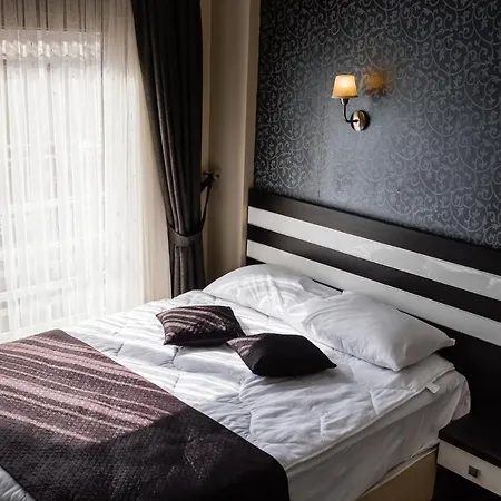 Hotel Eleven 3*